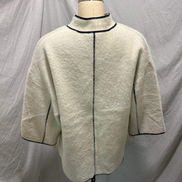 Cyrus Botique Jacket Size Small, lightly used - Picture 2 of 5